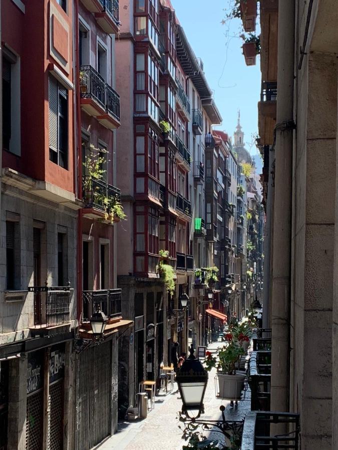 La puerta verde - CASCO VIEJO-OLD TOWN Bilbao Exterior foto