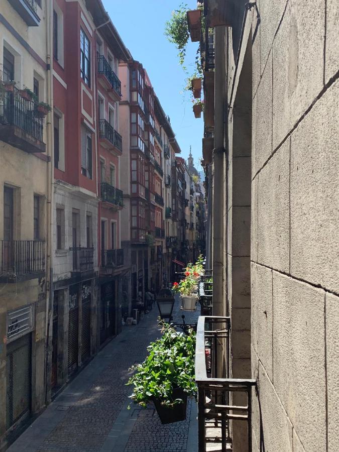 La puerta verde - CASCO VIEJO-OLD TOWN Bilbao Exterior foto